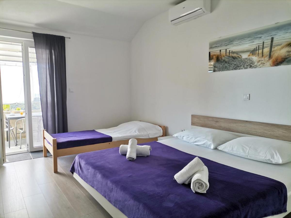 Apartmani Radić Primosten Bagian luar foto