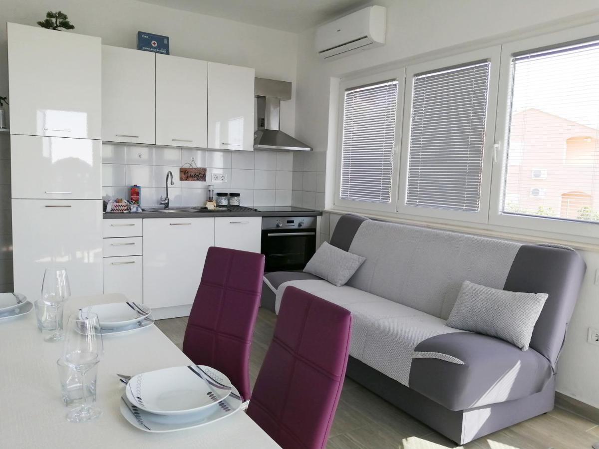 Apartmani Radić Primosten Bagian luar foto