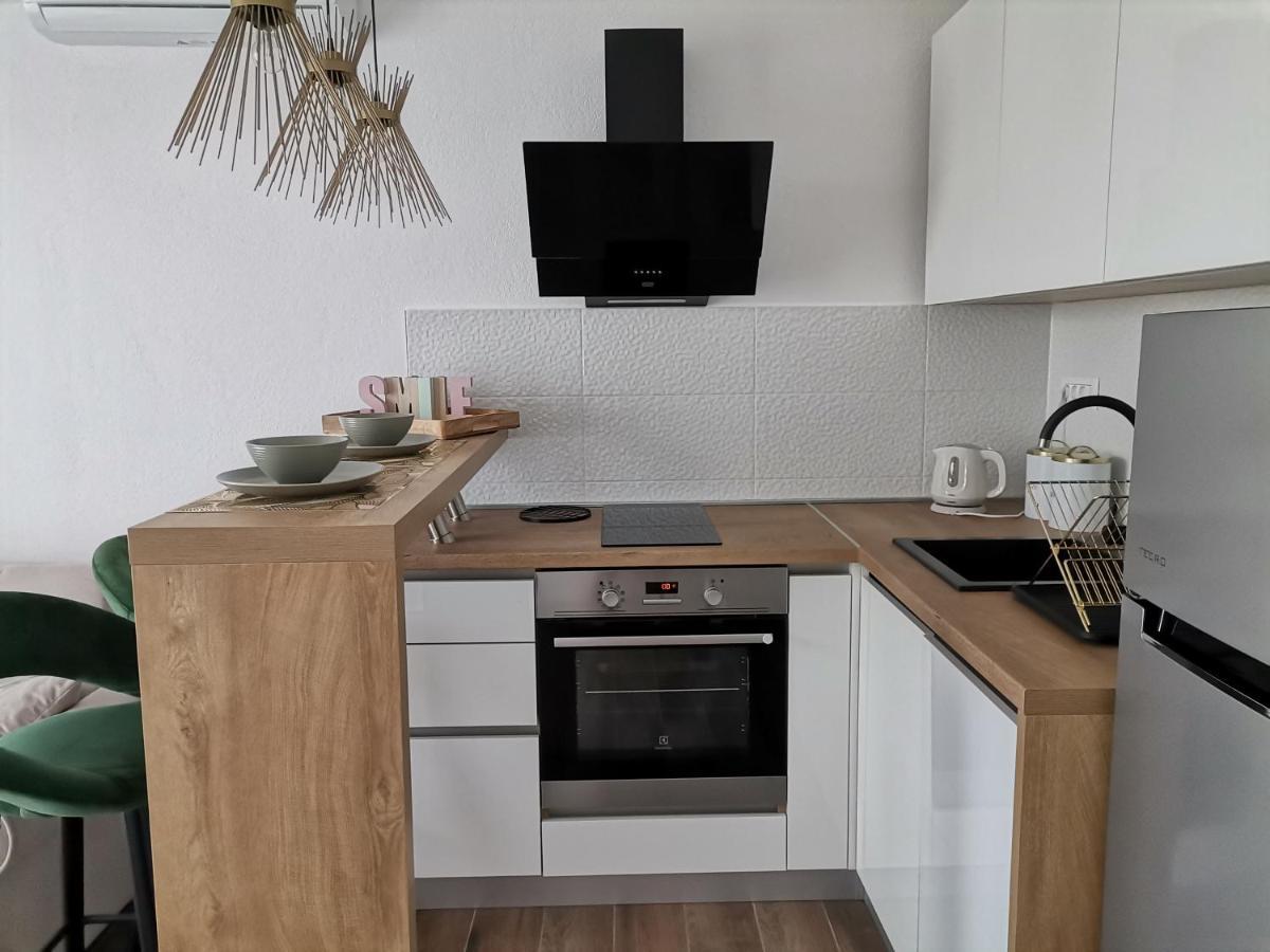Apartmani Radić Primosten Bagian luar foto